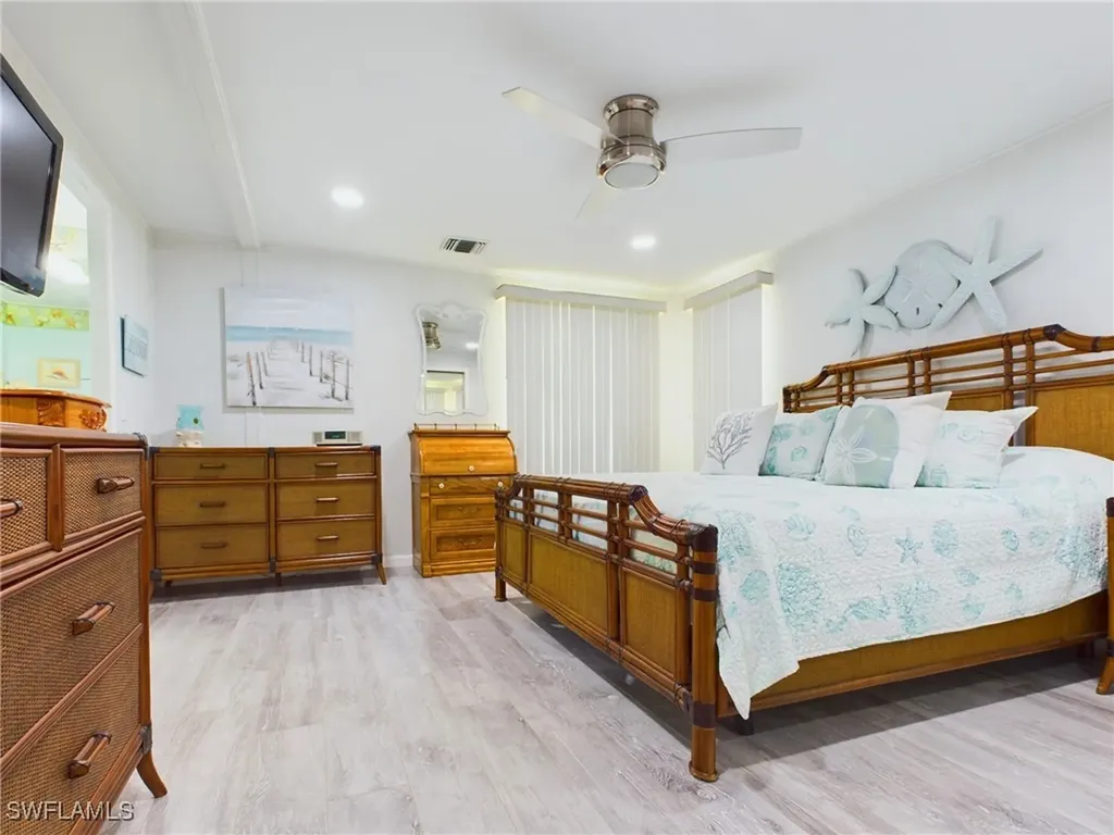 484 Nicklaus Boulevard North Fort Myers FL 33903