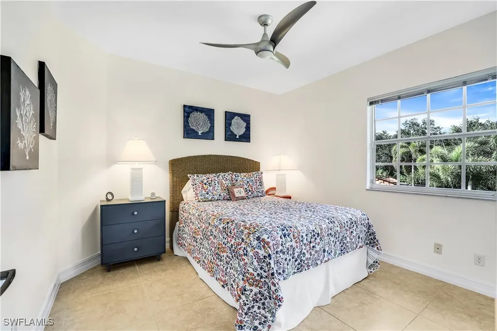 550 Laguna Royale Boulevard Naples FL 34119