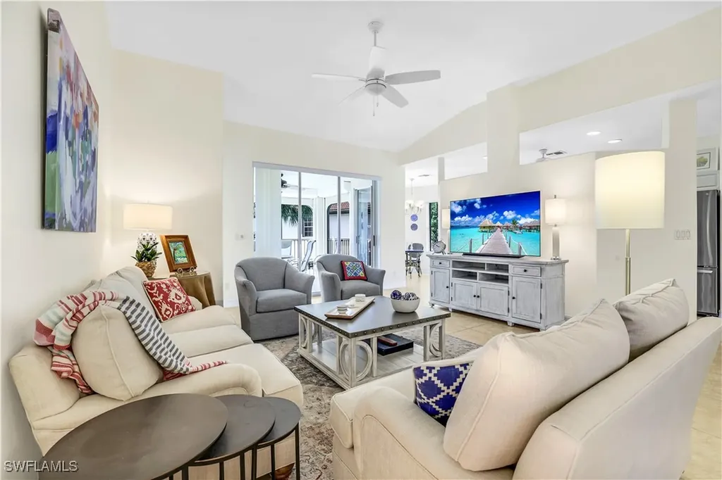 550 Laguna Royale Boulevard Naples FL 34119