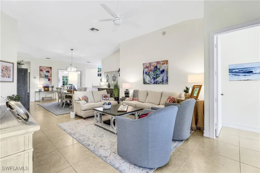 550 Laguna Royale Boulevard Naples FL 34119