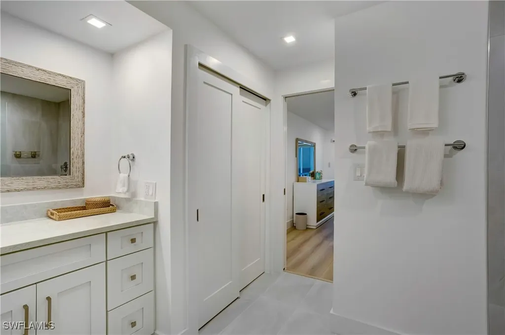 25870 Hickory Boulevard Bonita Springs FL 34134