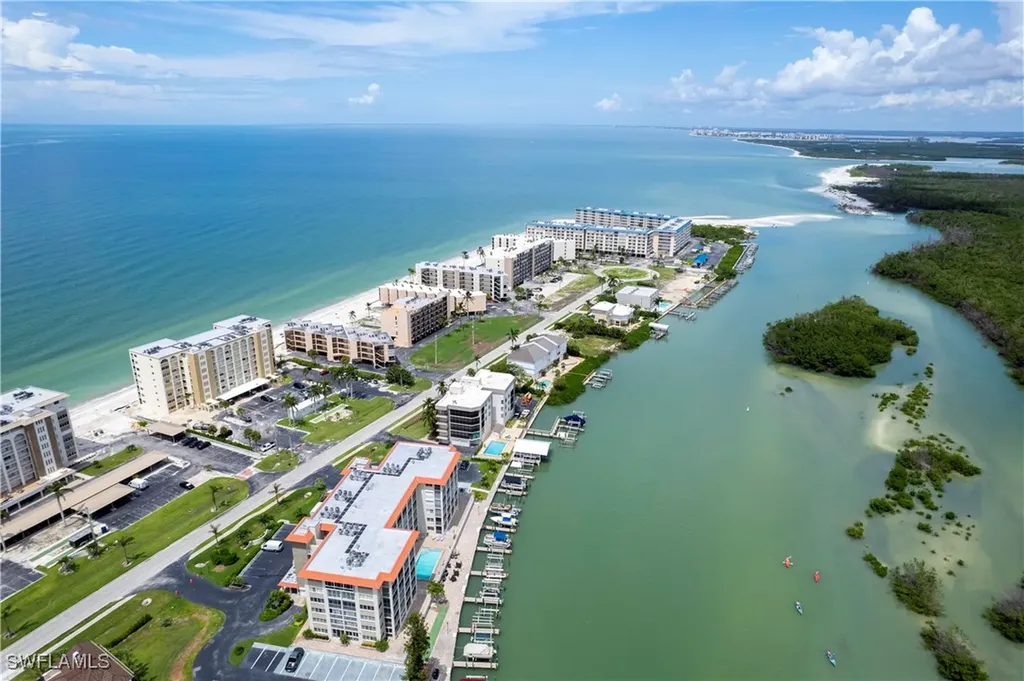 25870 Hickory Boulevard Bonita Springs FL 34134