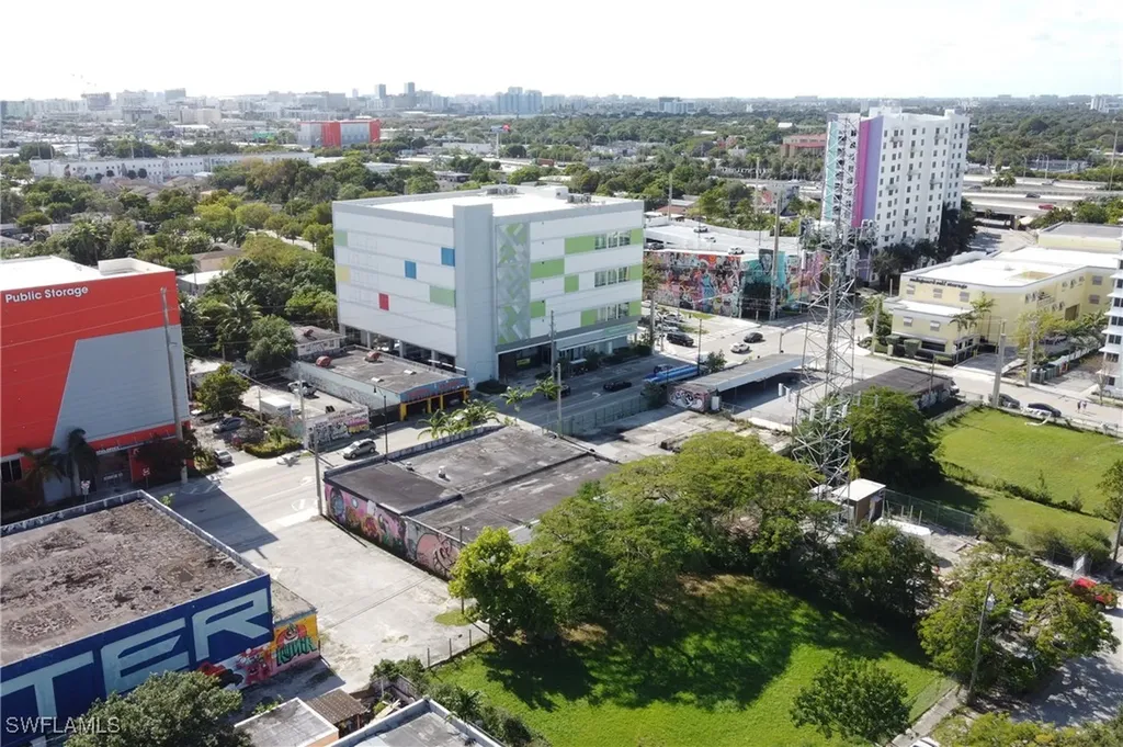 321 NW 37 Street Miami FL 33127