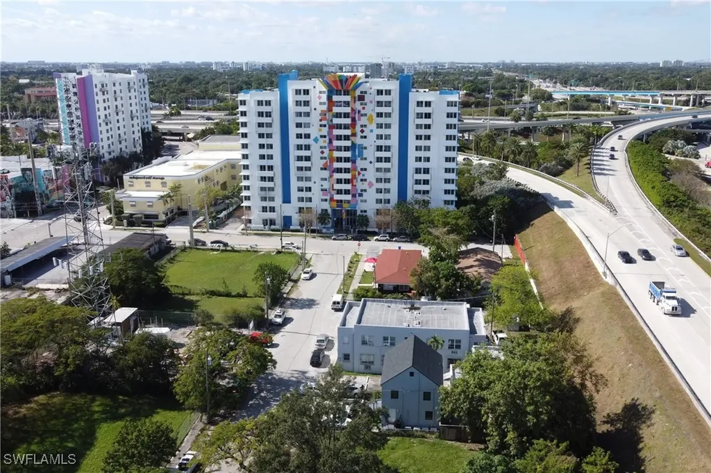 321 NW 37 Street Miami FL 33127