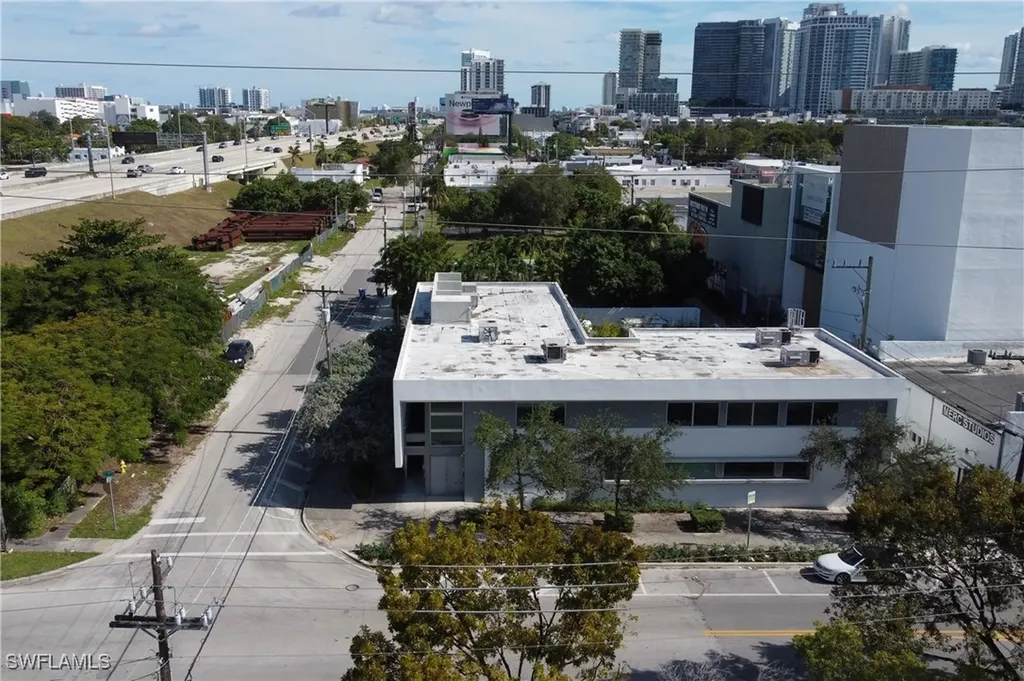 321 NW 37 Street Miami FL 33127
