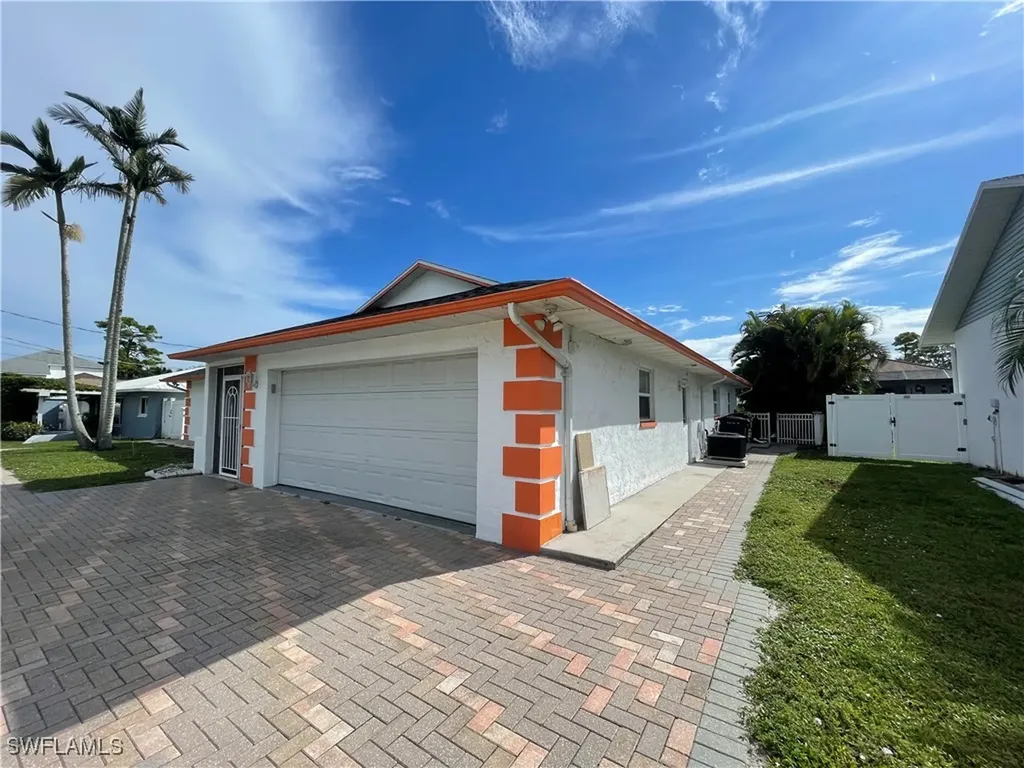 27286 High Seas Lane Bonita Springs FL 34135