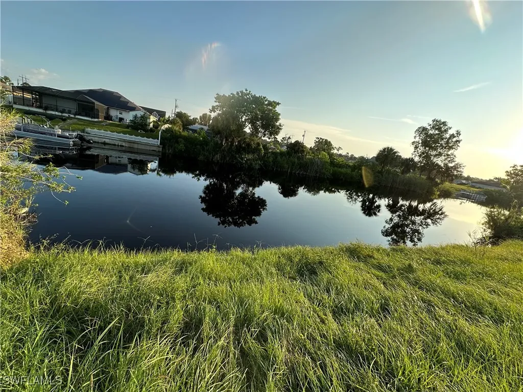 2043 NE 27th Street Cape Coral FL 33909