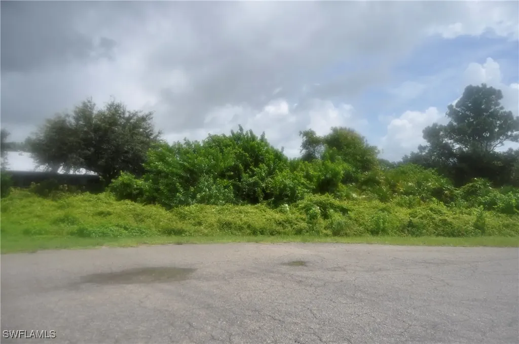 1109 Bard Court Fort Myers FL 33913