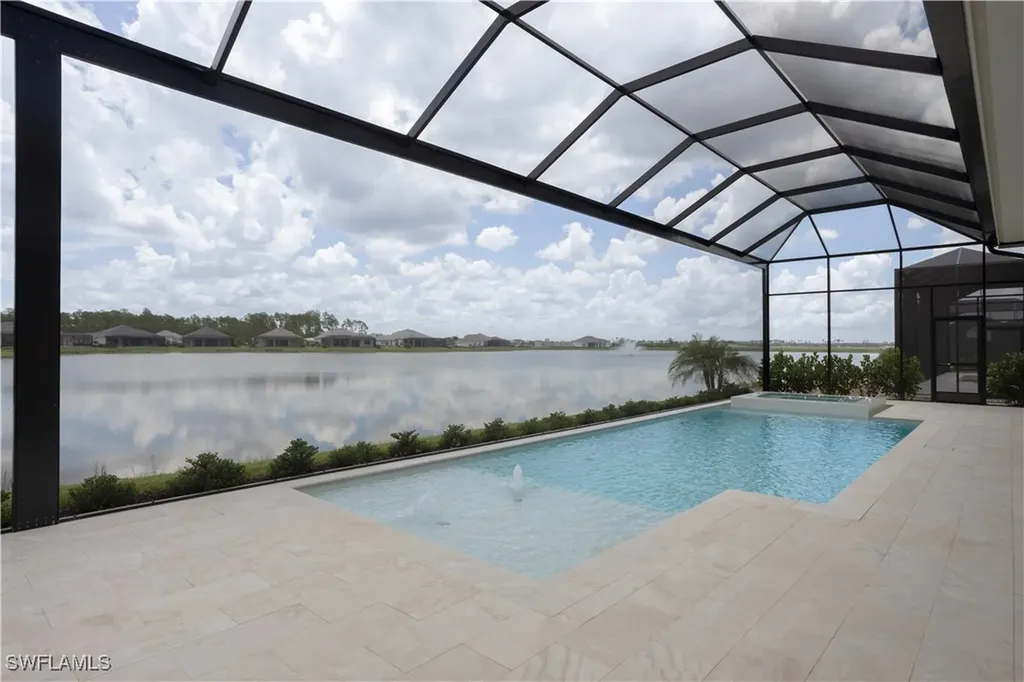 9582 Moonflower Lane Naples FL 34114