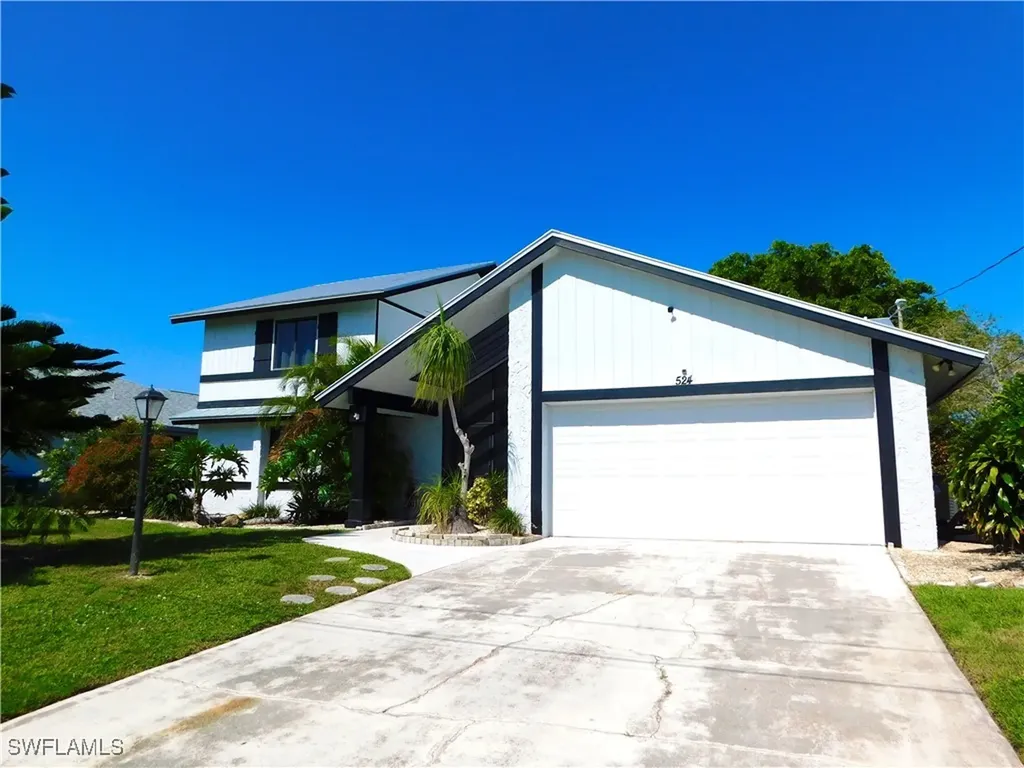 524 SE 21st Avenue Cape Coral FL 33990