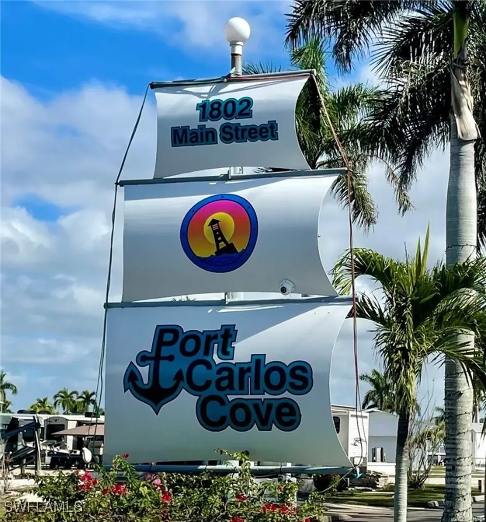 103 Blackbeard Way Fort Myers Beach FL 33931-3423