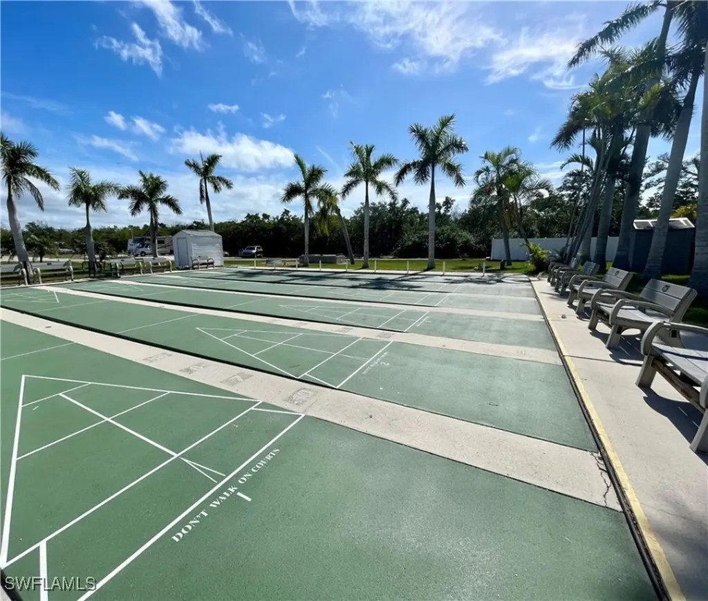 103 Blackbeard Way Fort Myers Beach FL 33931-3423