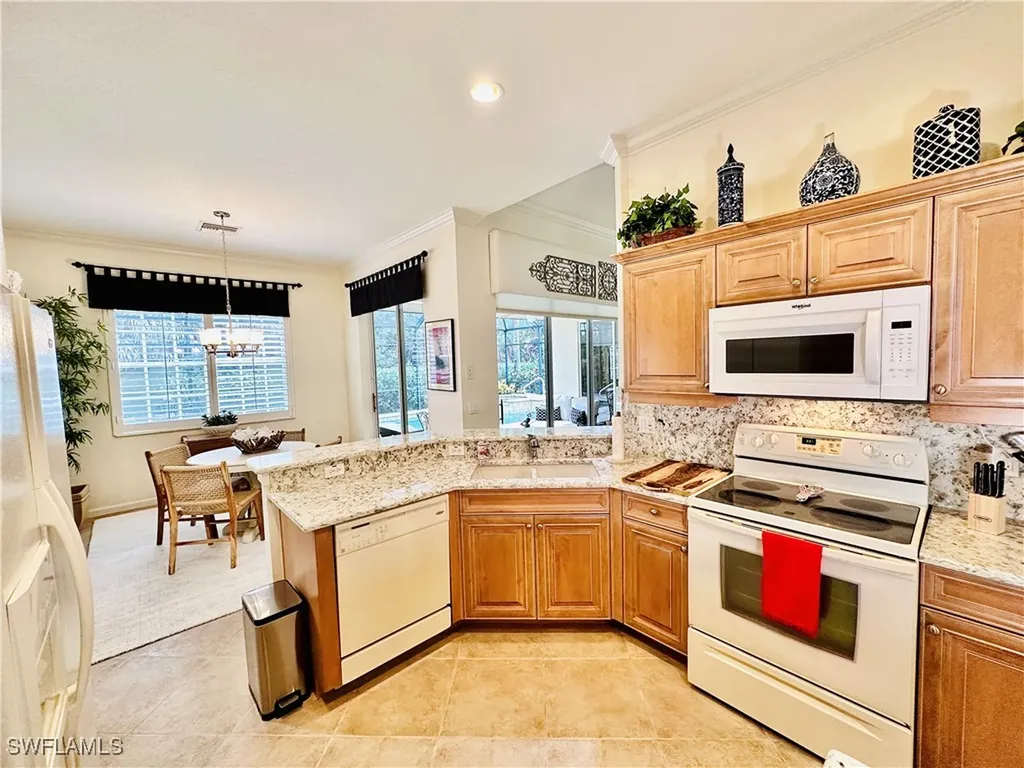 16152 Parque Lane Naples FL 34110