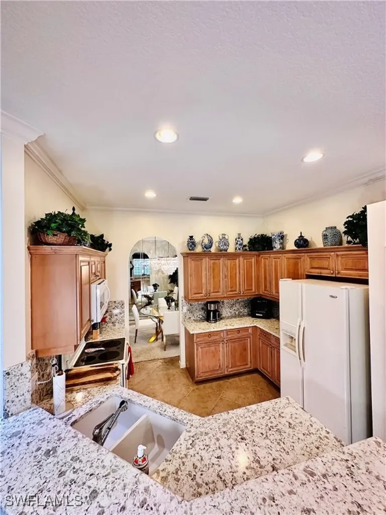 16152 Parque Lane Naples FL 34110