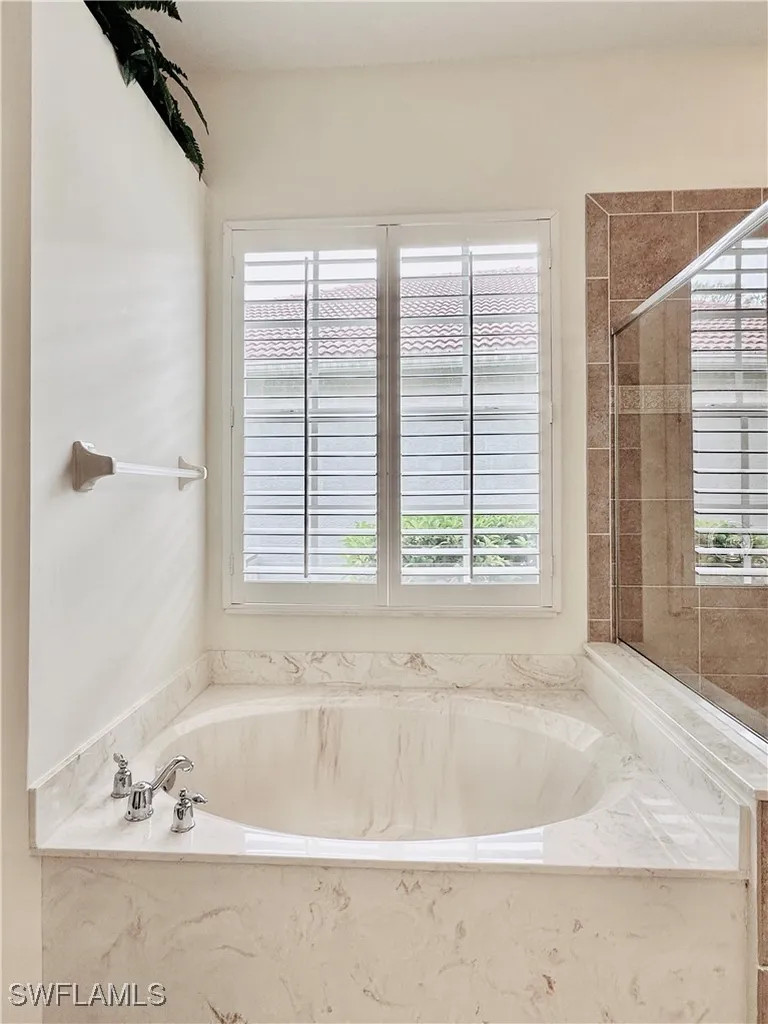 16152 Parque Lane Naples FL 34110