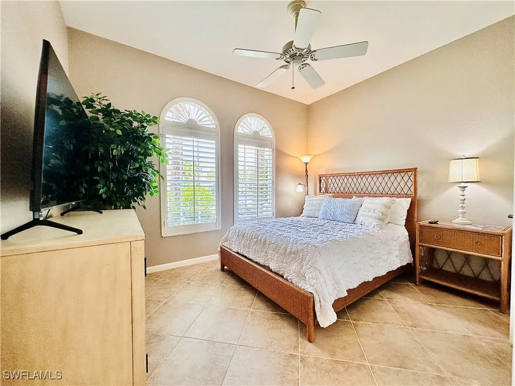 16152 Parque Lane Naples FL 34110
