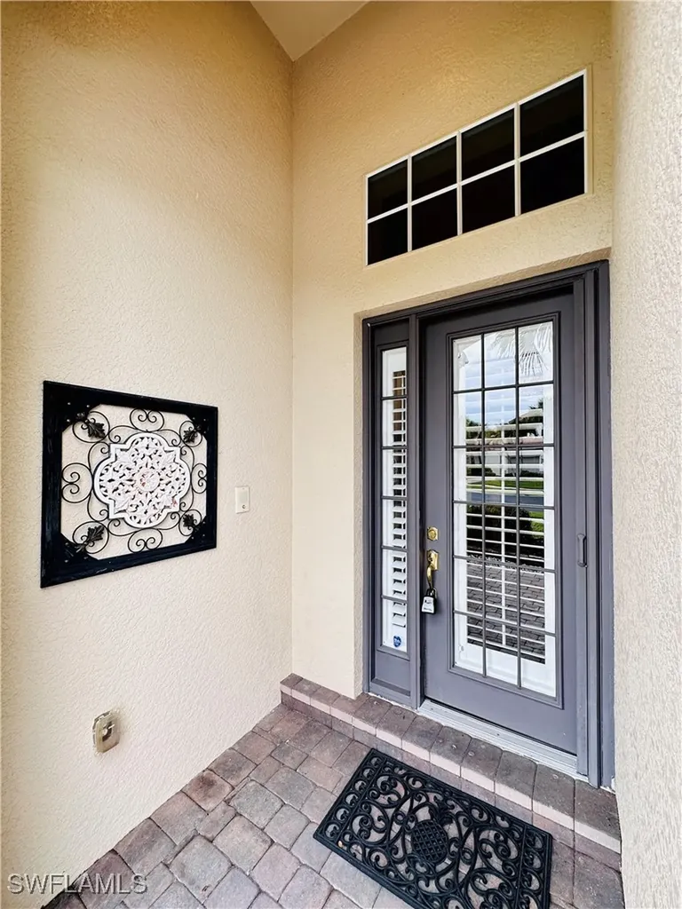 16152 Parque Lane Naples FL 34110