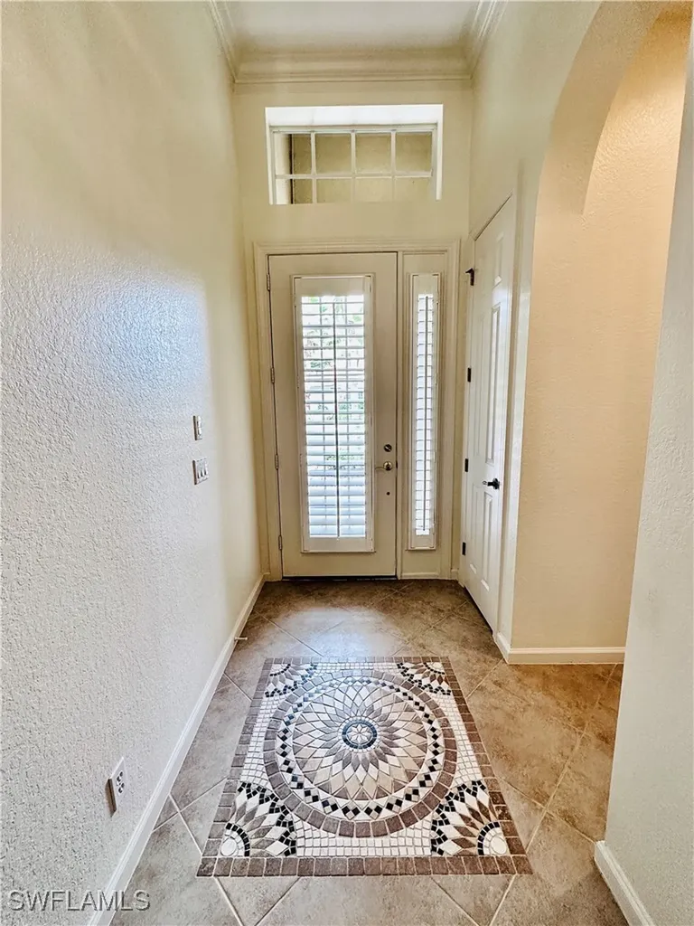 16152 Parque Lane Naples FL 34110
