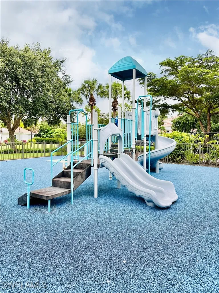 16152 Parque Lane Naples FL 34110