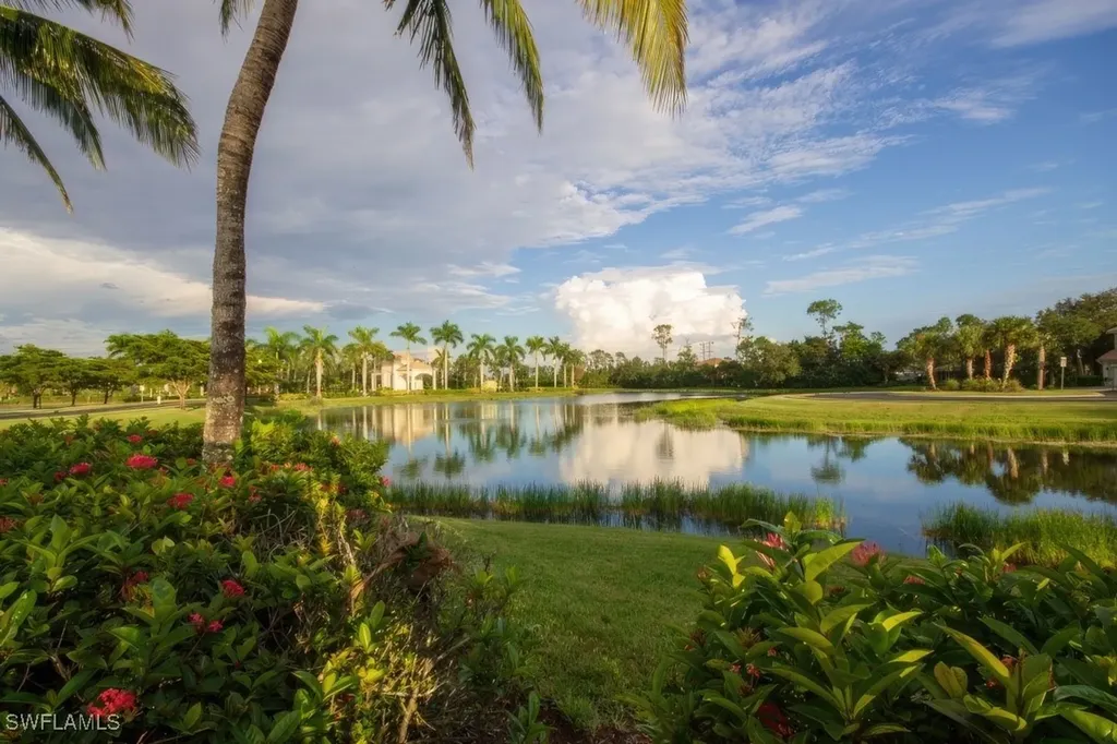 16152 Parque Lane Naples FL 34110