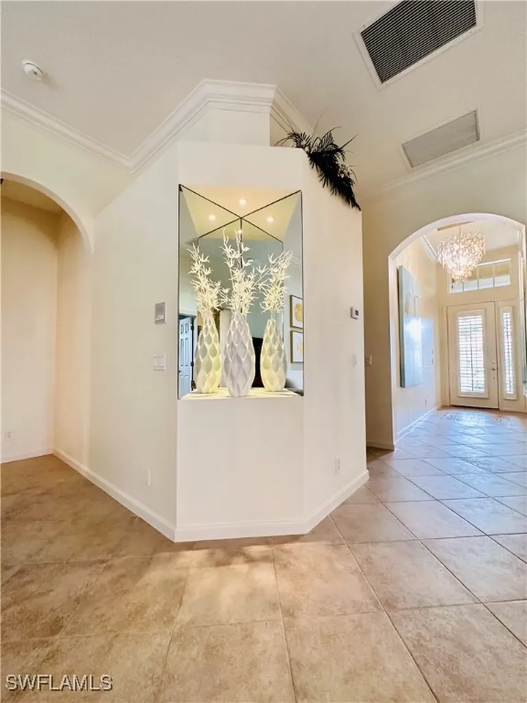 16152 Parque Lane Naples FL 34110