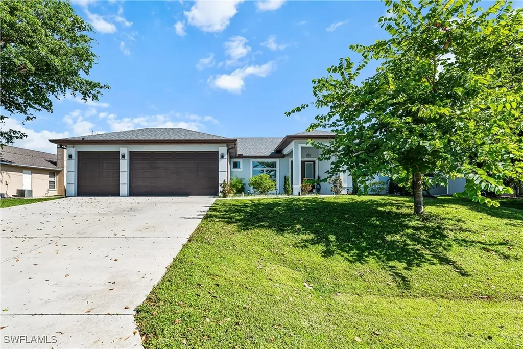 121 SE 45th Street Cape Coral FL 33904