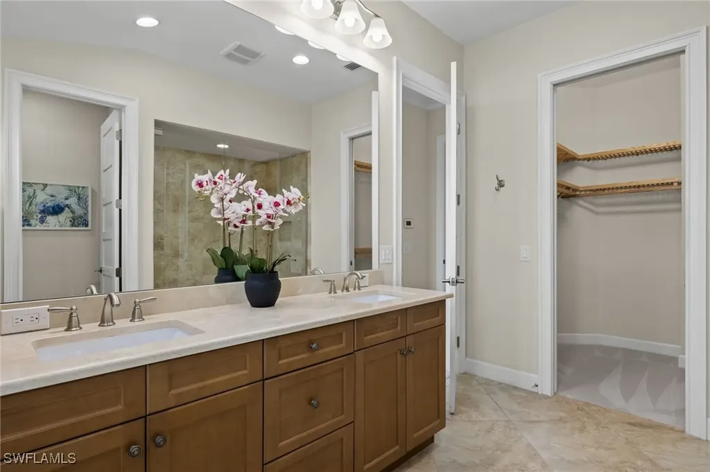 6560 Dominica Drive Naples FL 34113