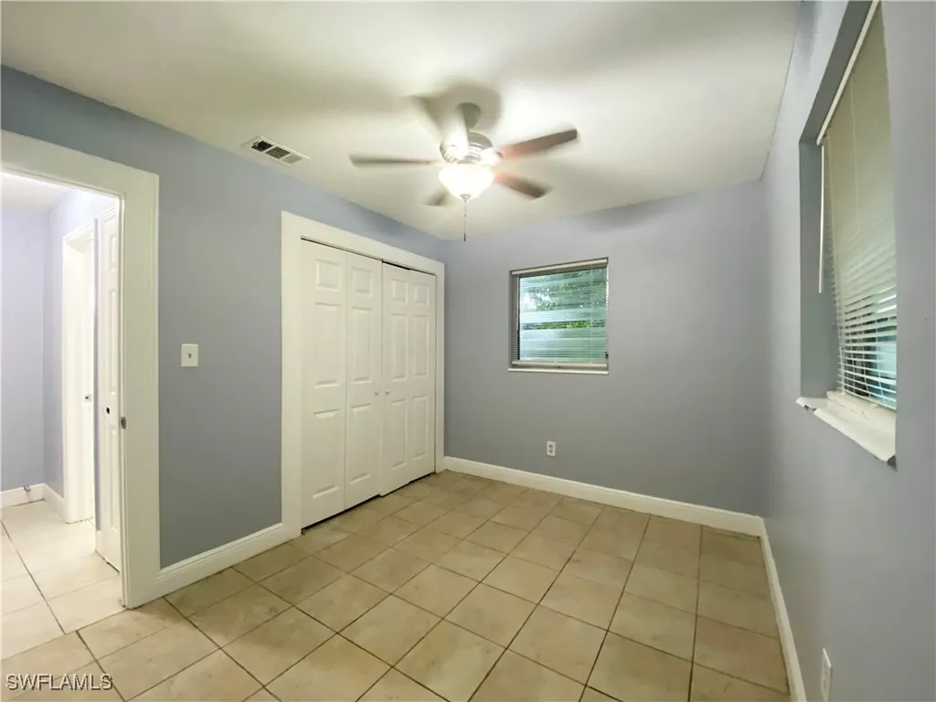 2405 Jeffcott Street Fort Myers FL 33901