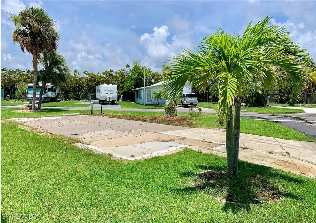 19681 Summerlin #520K Road Fort Myers FL 33908