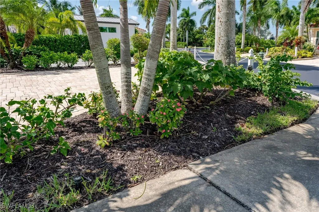 13562 Snapper Lane Naples FL 34114