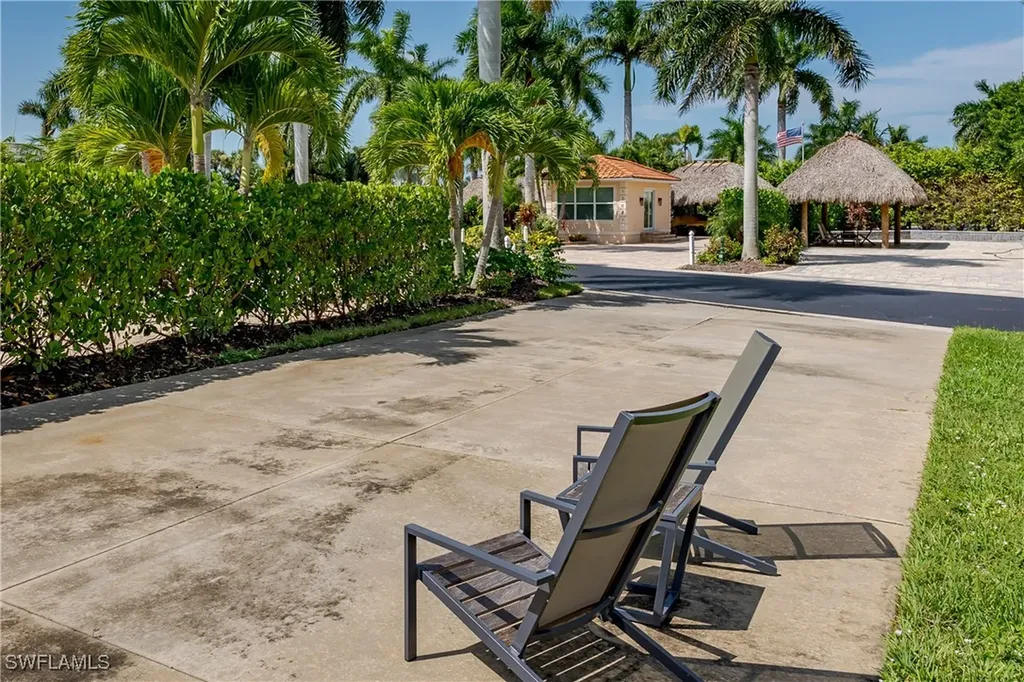 13562 Snapper Lane Naples FL 34114