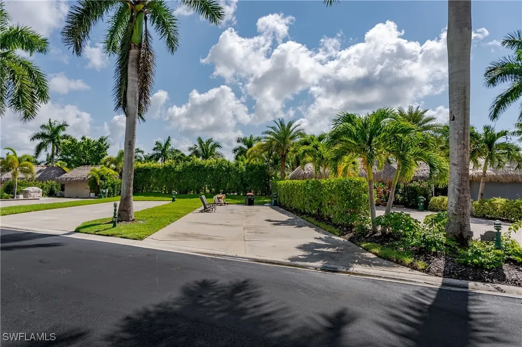13562 Snapper Lane Naples FL 34114