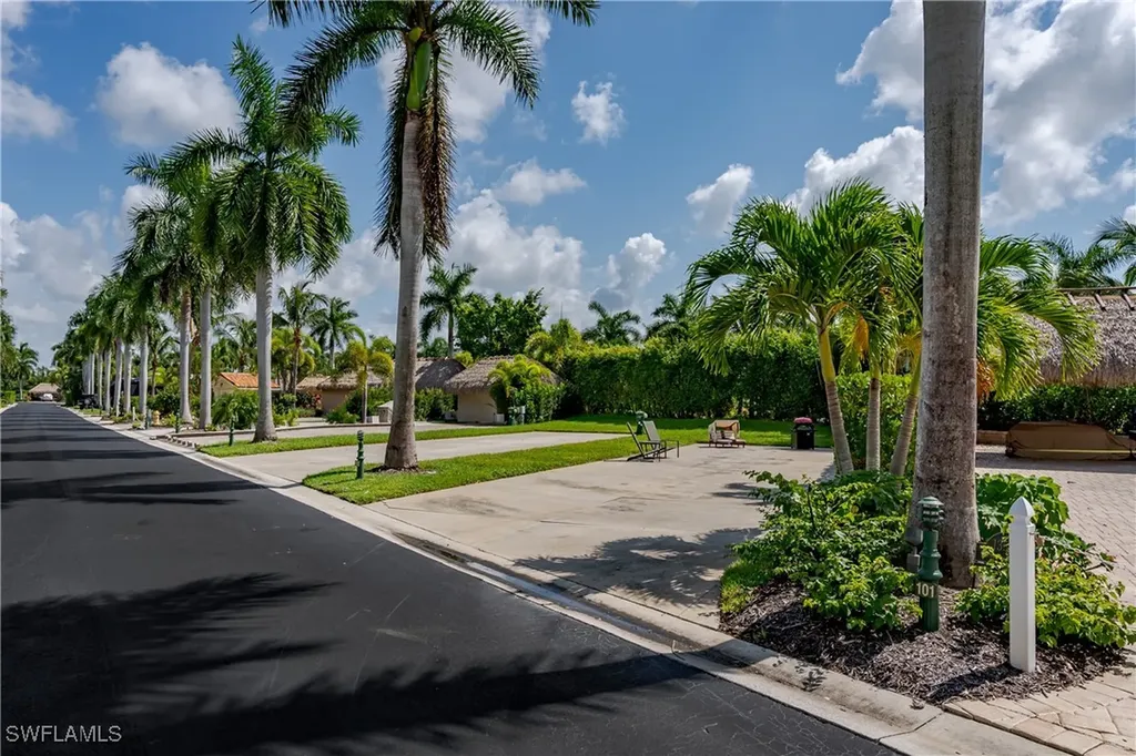 13562 Snapper Lane Naples FL 34114