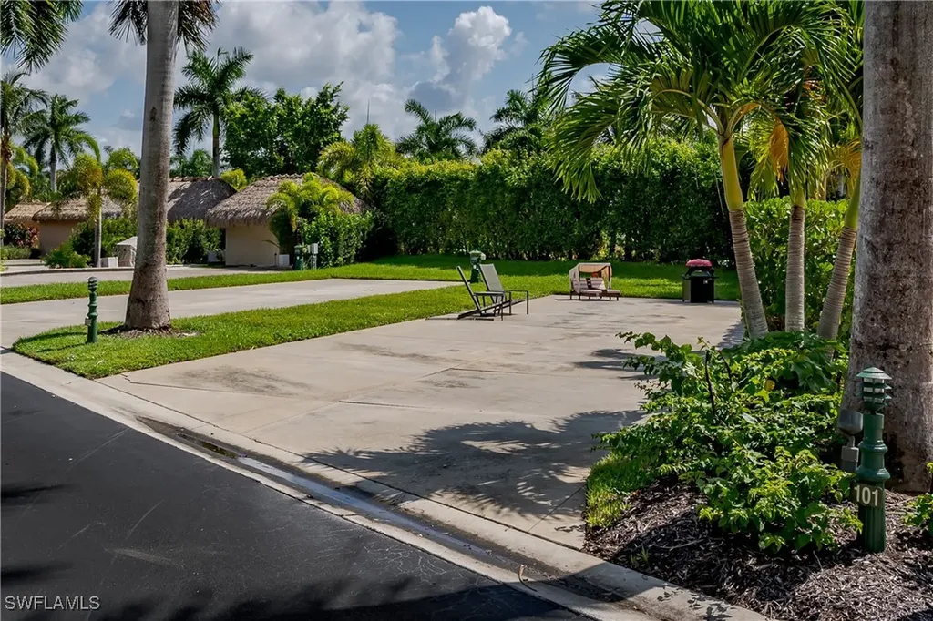 13562 Snapper Lane Naples FL 34114