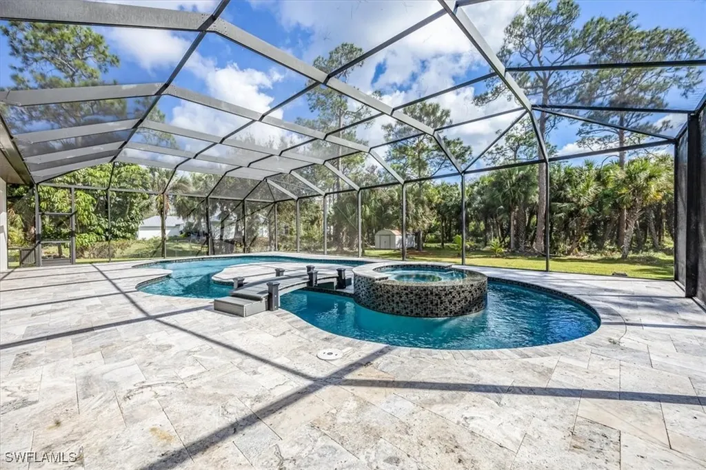 254 17th Street NW Naples FL 34120