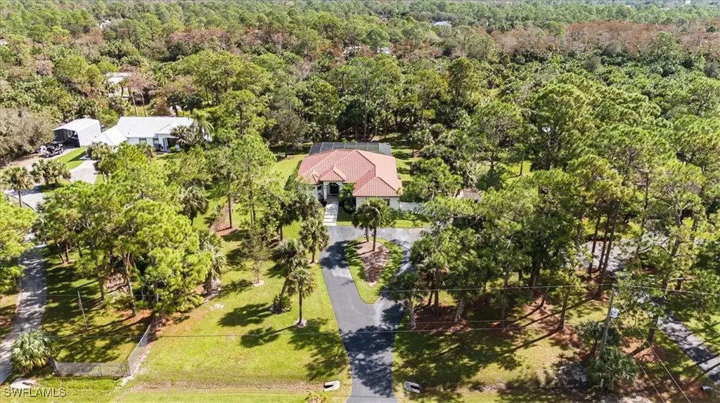 254 17th Street NW Naples FL 34120