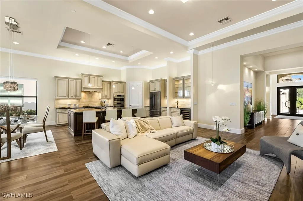 11821 Via Cassina Court Miromar Lakes FL 33913
