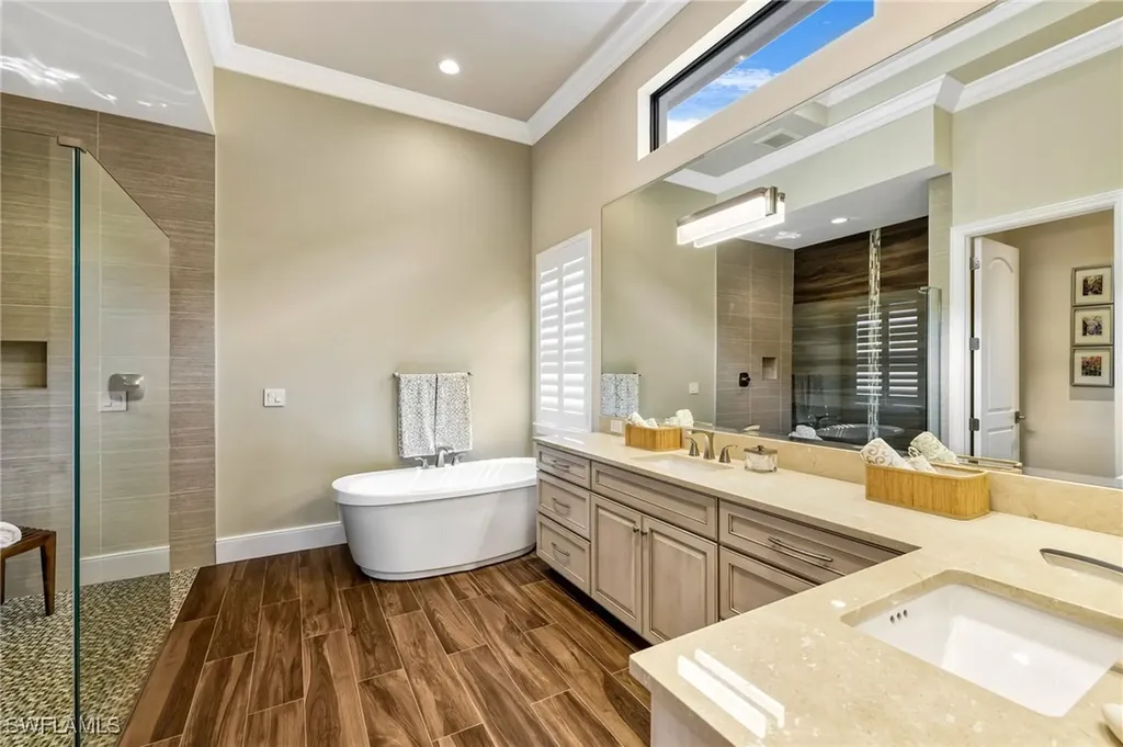 11821 Via Cassina Court Miromar Lakes FL 33913