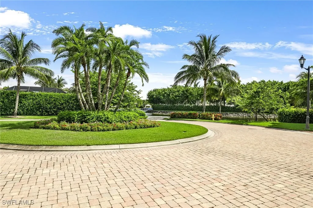 11821 Via Cassina Court Miromar Lakes FL 33913