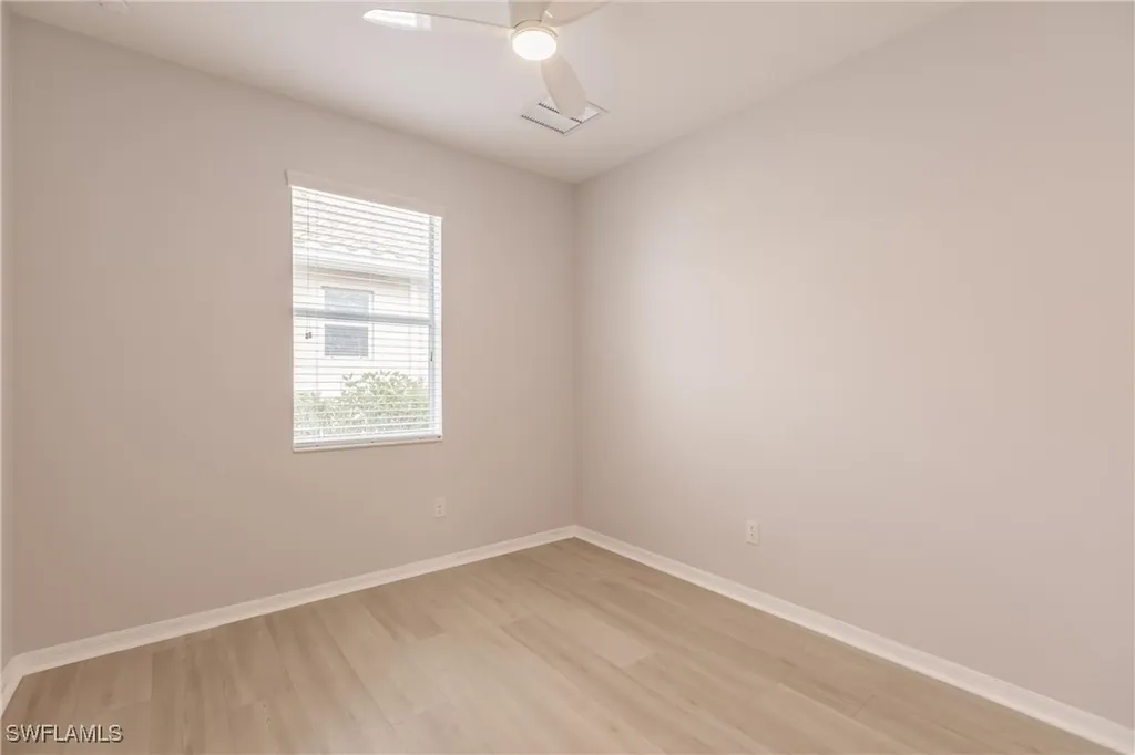 1982 Fairmont Lane Naples FL 34120