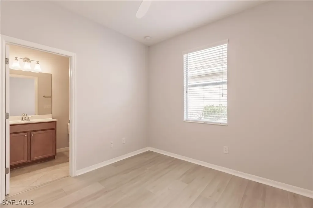 1982 Fairmont Lane Naples FL 34120