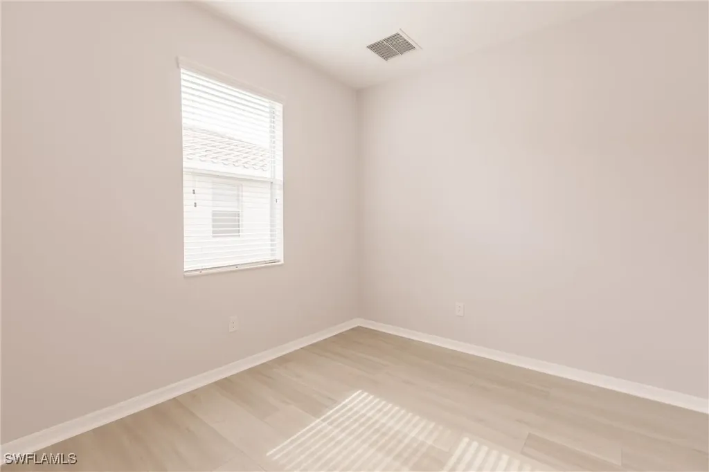 1982 Fairmont Lane Naples FL 34120