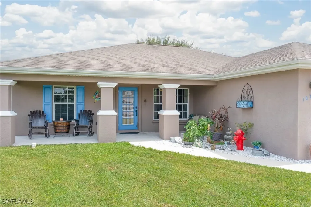 1039 Harwood Avenue S Lehigh Acres FL 33974