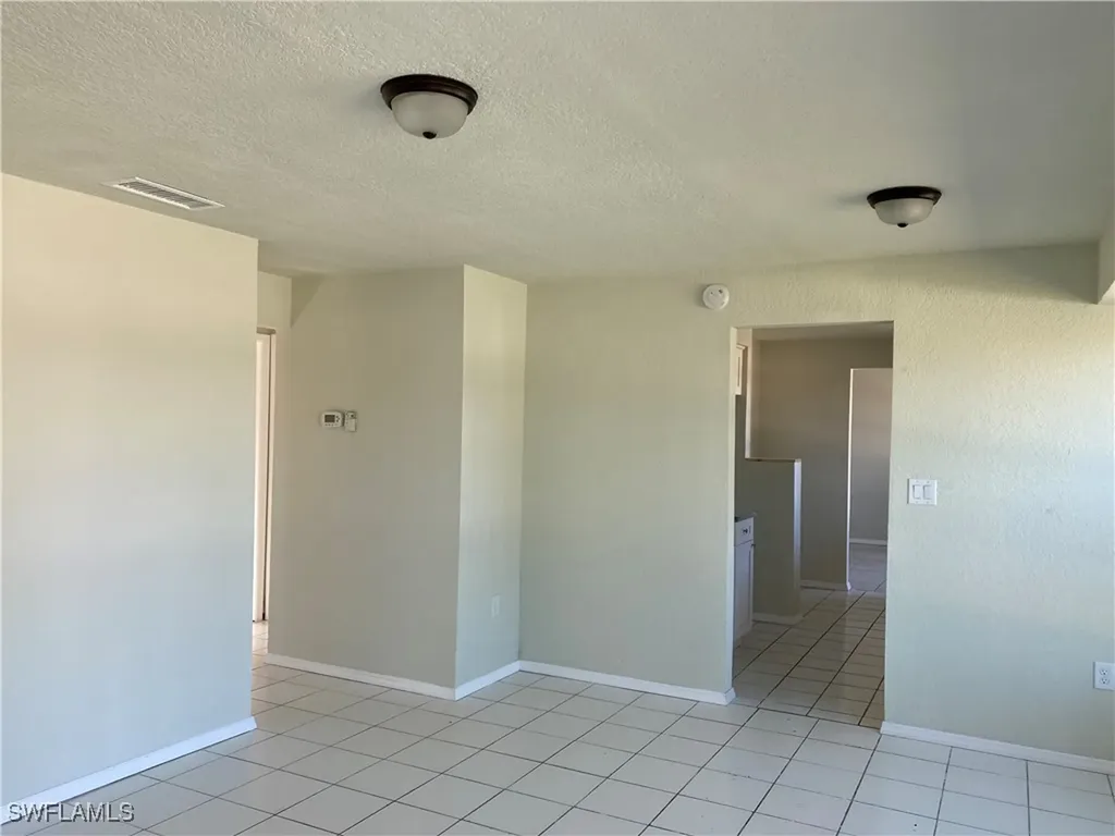 1546 SE 42nd Terrace Cape Coral FL 33904