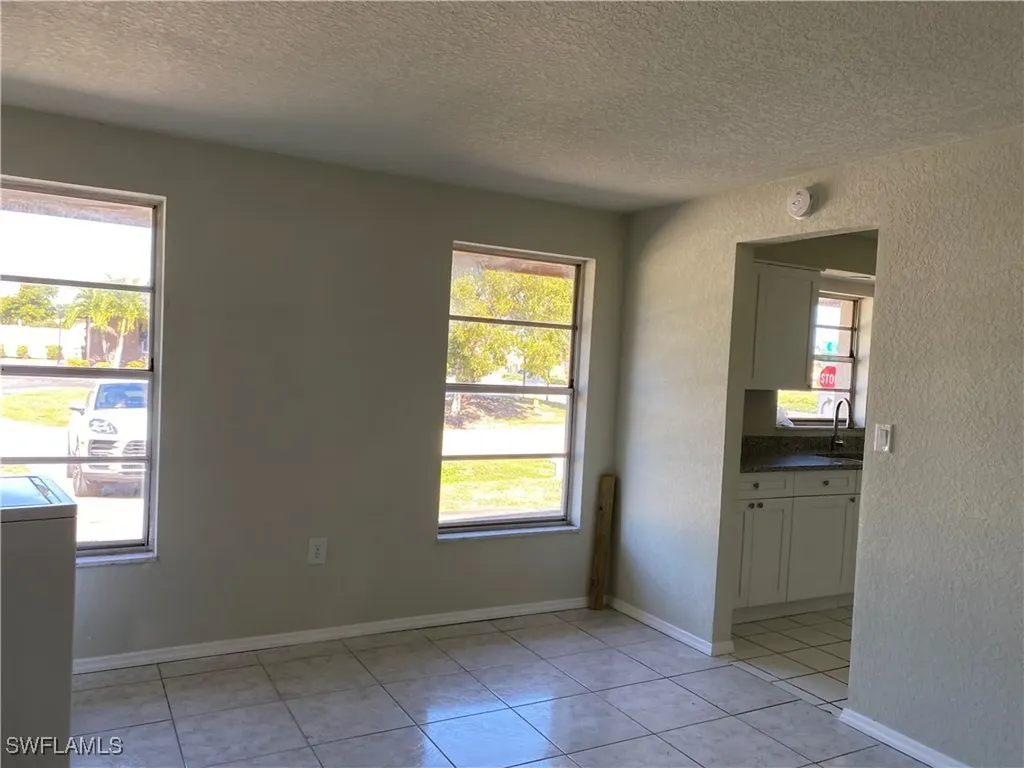 1546 SE 42nd Terrace Cape Coral FL 33904