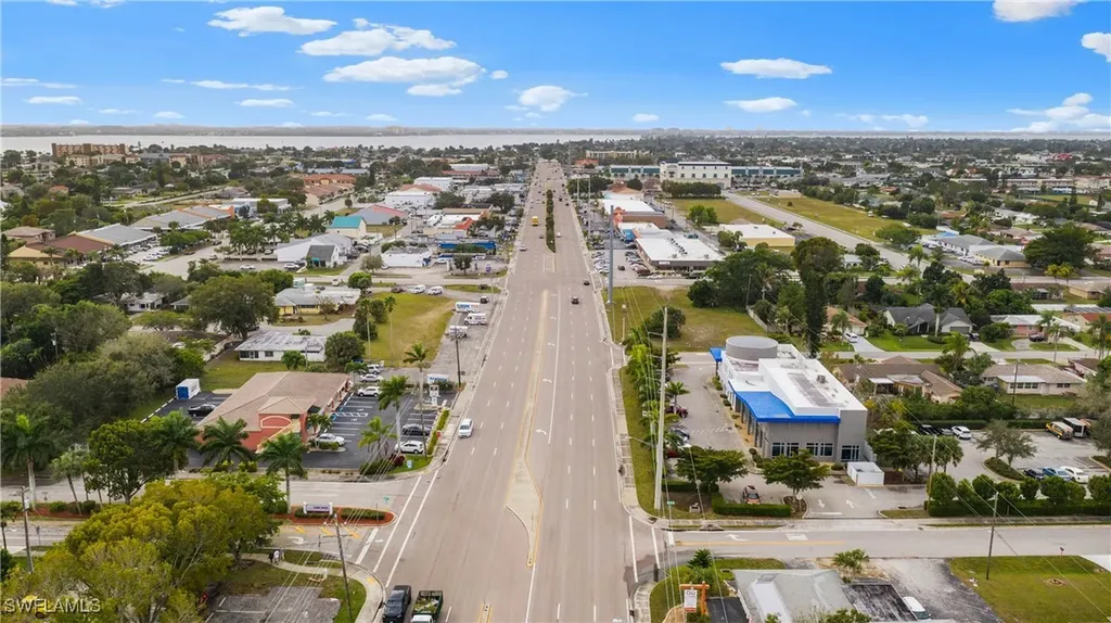 1546 SE 42nd Terrace Cape Coral FL 33904
