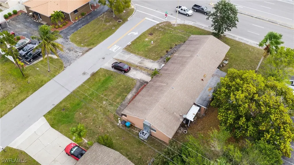 1546 SE 42nd Terrace Cape Coral FL 33904