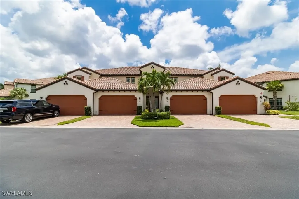 15181 Butler Lake Drive Naples FL 34109