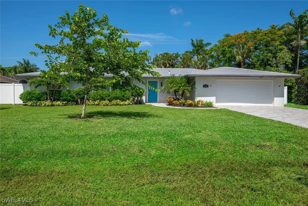 131 Coral Vine Drive Naples FL 34110