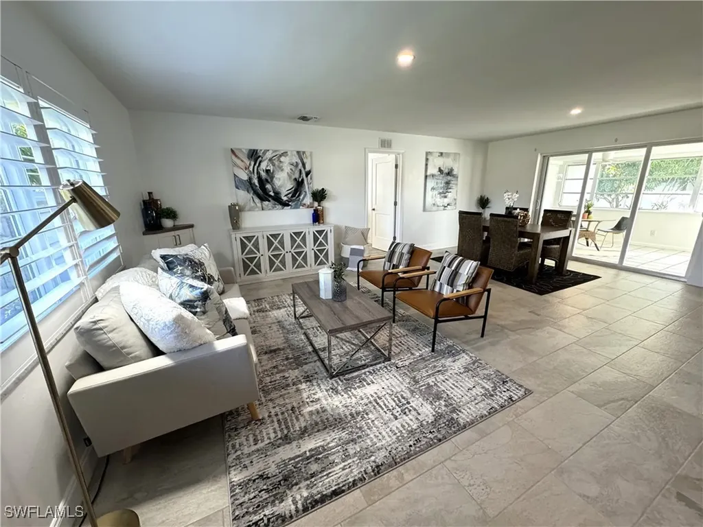 131 Coral Vine Drive Naples FL 34110